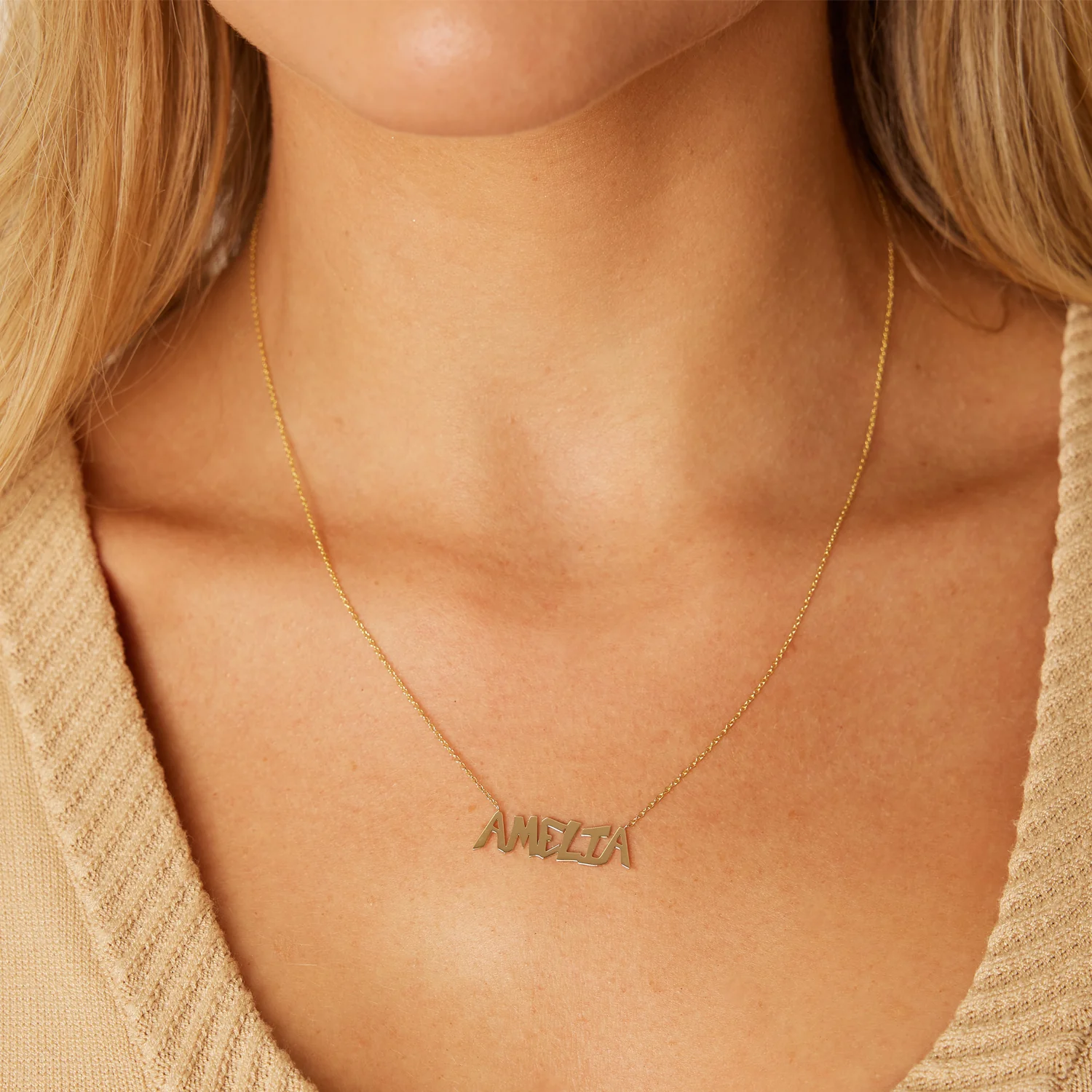 Graffiti Name Necklace - Image 10