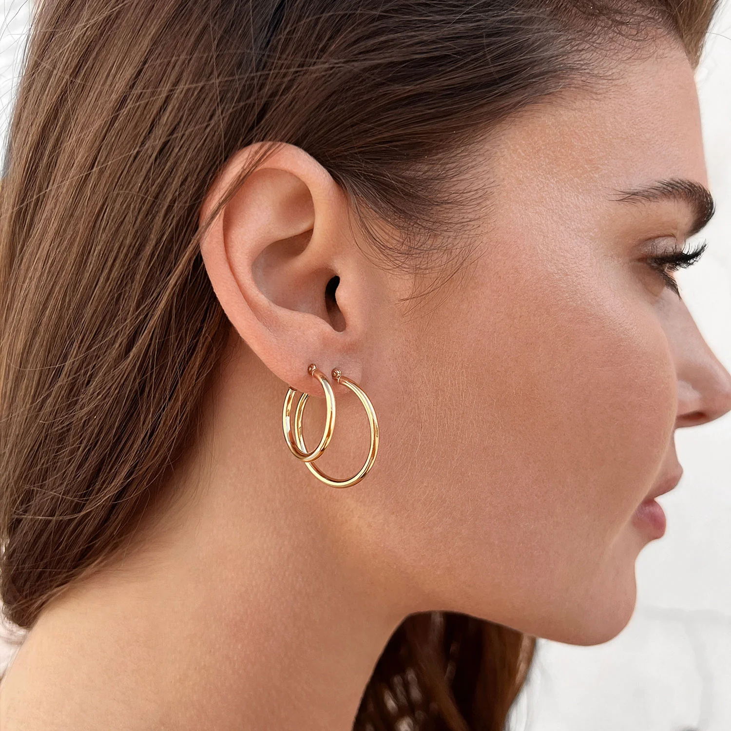 2mm Gold Tube Hoop Earrings - Image 7
