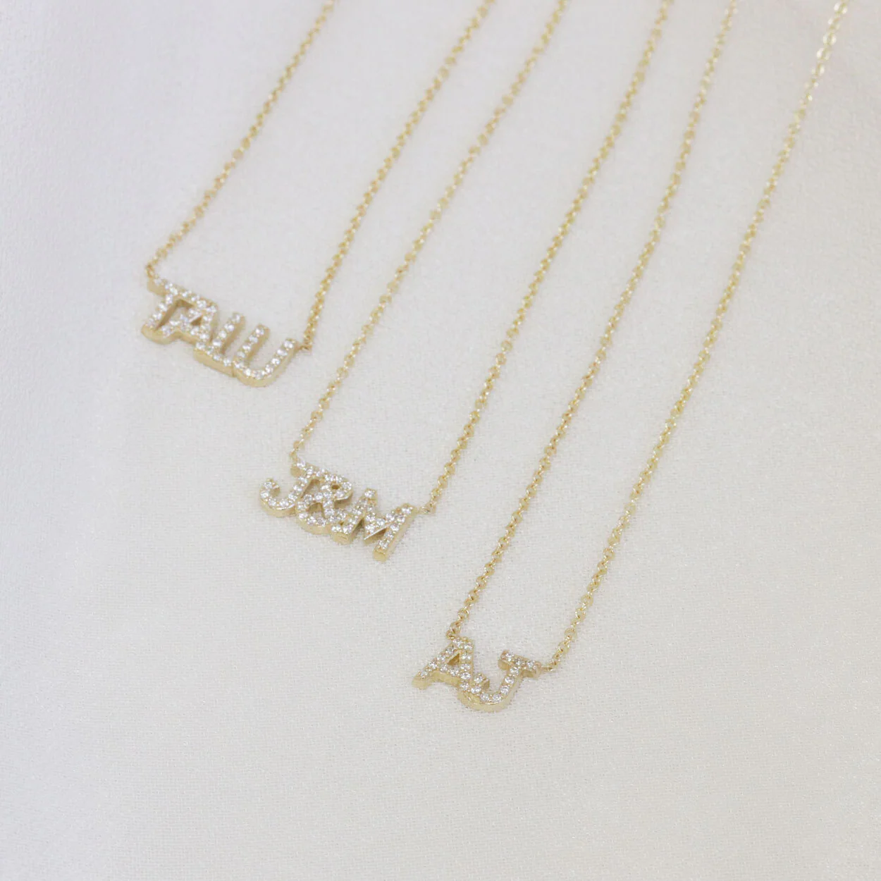 Diamond Custom Name Necklace - Image 4