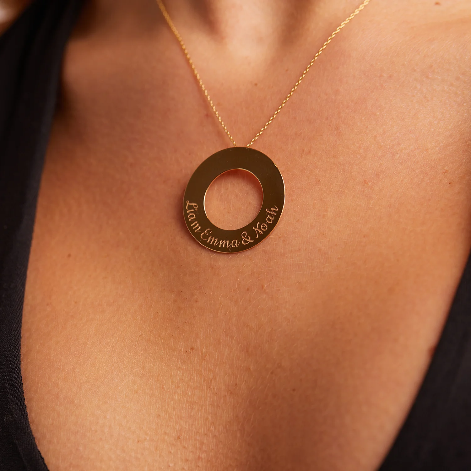 Engraved Circle Disc Necklace - Image 5